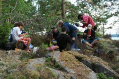schweden-familien-reise-kanutour-kanuking-scaled