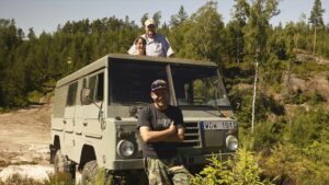 Till auf Elchsafari mit einem Jeep und Gästen