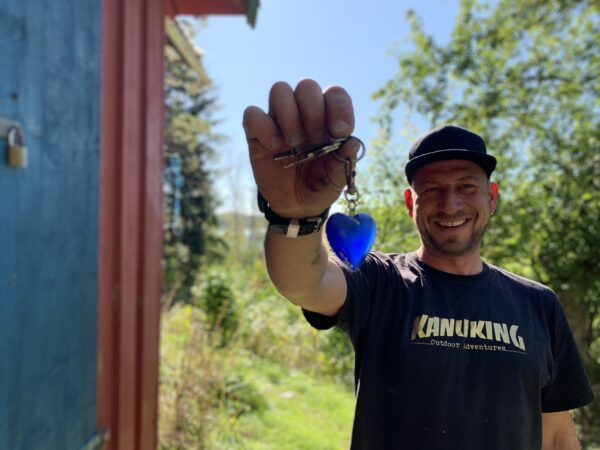 Till mit einem Schlüssel zu einem Ferienhaus in Schweden